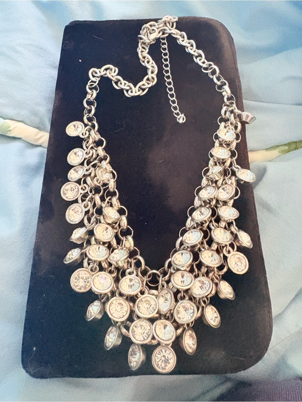 Gorgeous Crystal Chainmail Bib Statement Necklace Silver 22”